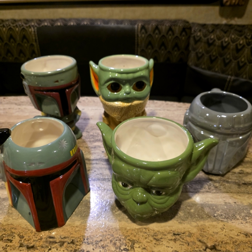 Star Wars Green and Gray Character Mugs for Dining